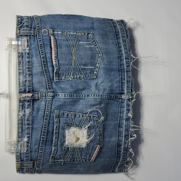 Good time Distressed skirt Size 11 - Picture 2 of 9